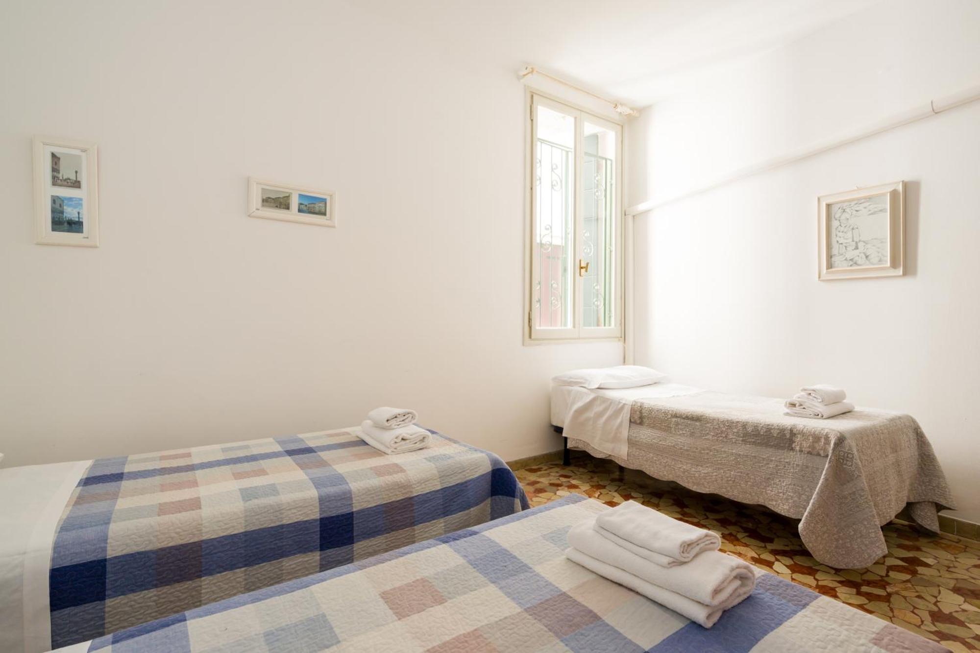 Апартаменты Kyra'S House Венеция Экстерьер фото