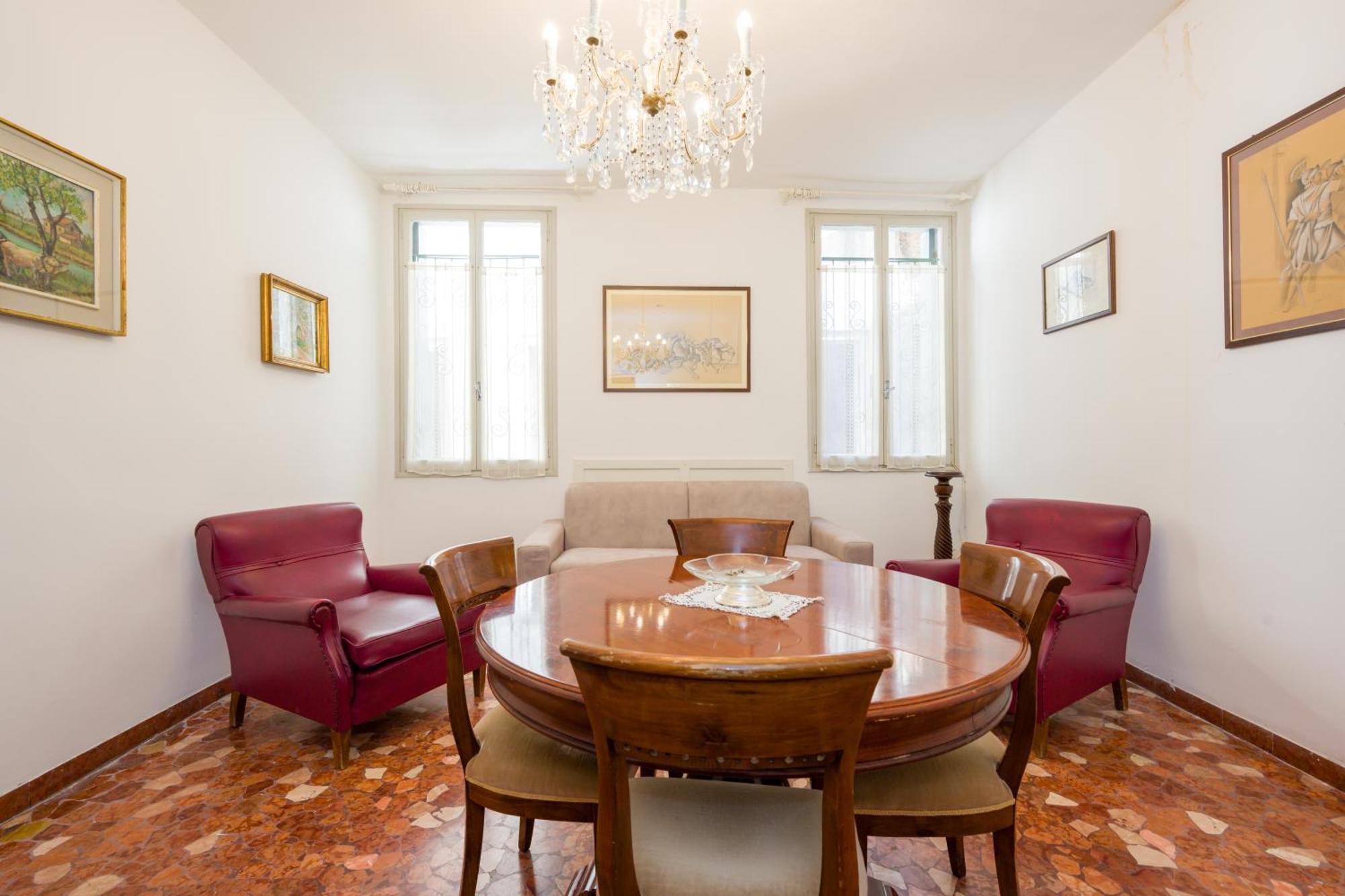 Апартаменты Kyra'S House Венеция Экстерьер фото